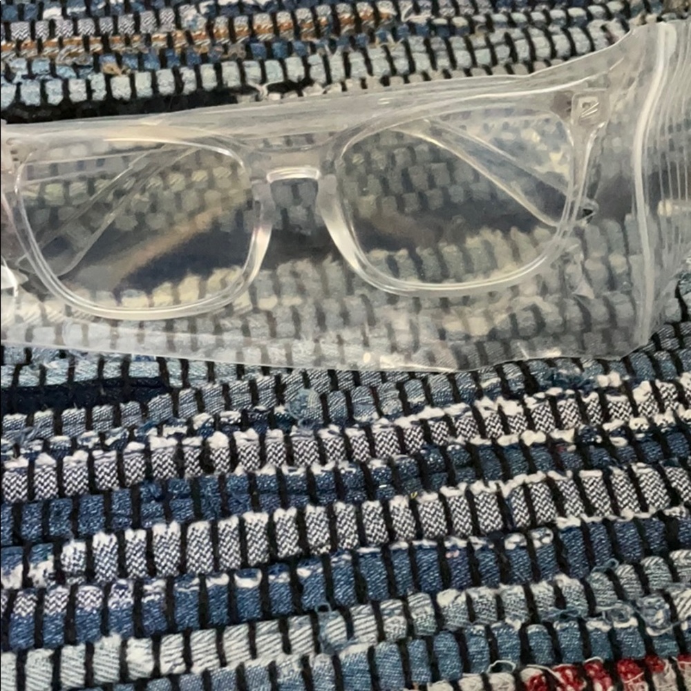 Blue light glasses